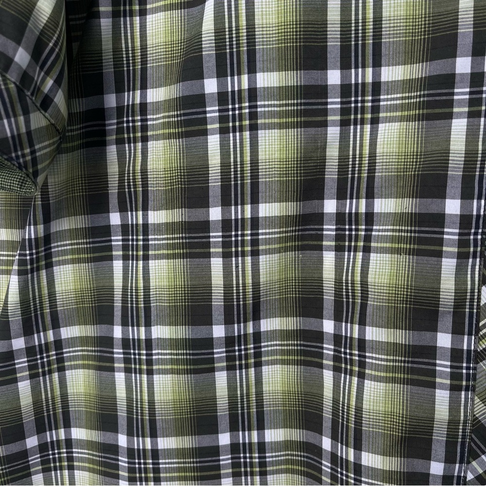 KUHL Men's XXL Green Plaid Pearl Snap ELUXUR Short Sleeve Shirt GORPCORE- FLAWED - Picture 12 of 16